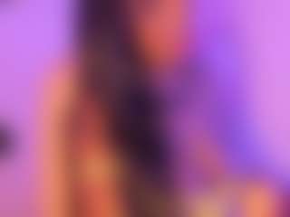 Cinnamoon's Live Sex Cam Show