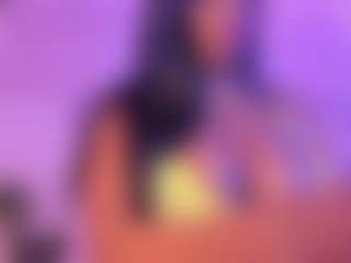 Cinnamoon's Live Sex Cam Show