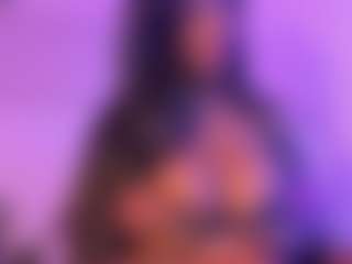 Cinnamoon's Live Sex Cam Show