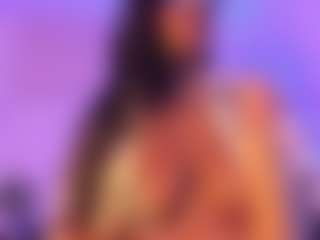 Live cam show with Cinnamoon - Foot Fetish Black on Milfs Live