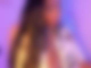 Live cam show with Cinnamoon - Ebony on xDating | colombia
