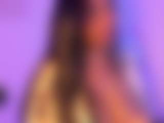 Live cam show with Cinnamoon - Public on CamSextacy