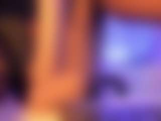 Cinnamoon's Live Sex Cam Show