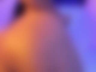 Live cam show with Cinnamoon - Tease Ebony on CamwithHer | colombia