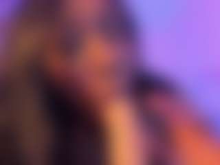 Cinnamoon's Live Sex Cam Show