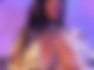 Live cam show with Cinnamoon - Spank Ebony on dropp.cam