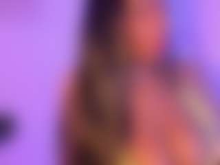 Live cam show with Cinnamoon - Tittyfuck on UwU Esports