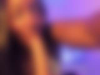 Cinnamoon's Live Sex Cam Show
