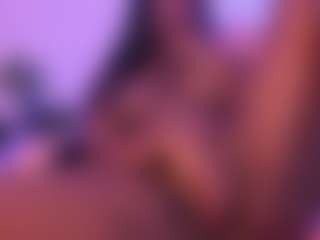 Cinnamoon's Live Sex Cam Show