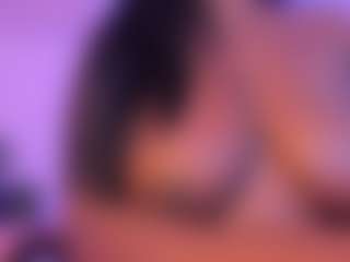 Cinnamoon's Live Sex Cam Show