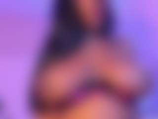 Cinnamoon's Live Sex Cam Show