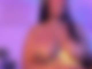 Cinnamoon's Live Sex Cam Show