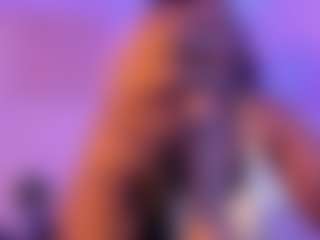 Cinnamoon's Live Sex Cam Show
