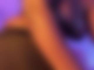 Cinnamoon's Live Sex Cam Show