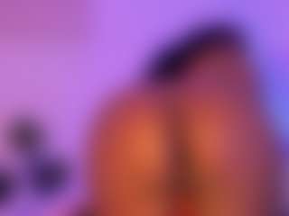 Cinnamoon's Live Sex Cam Show