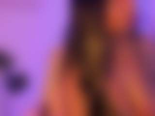 Cinnamoon's Live Sex Cam Show