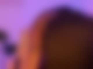 Cinnamoon's Live Sex Cam Show