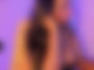 Cinnamoon's Live Sex Cam Show