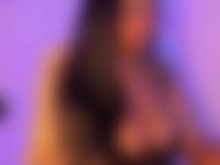Cinnamoon's Live Sex Cam Show