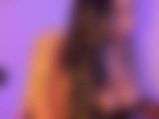 Cinnamoon's Live Sex Cam Show