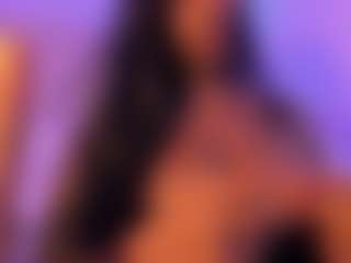 Cinnamoon's Live Sex Cam Show