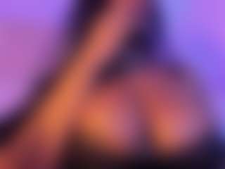 Cinnamoon's Live Sex Cam Show