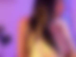 Cinnamoon's Live Sex Cam Show