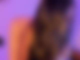 Cinnamoon's Live Sex Cam Show