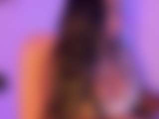 Cinnamoon's Live Sex Cam Show