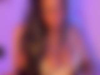 Cinnamoon's Live Sex Cam Show