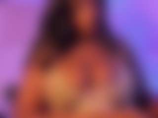 Cinnamoon's Live Sex Cam Show