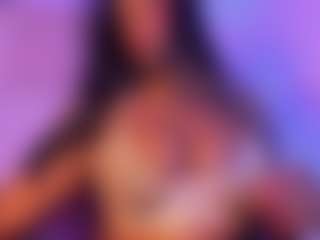 Cinnamoon's Live Sex Cam Show