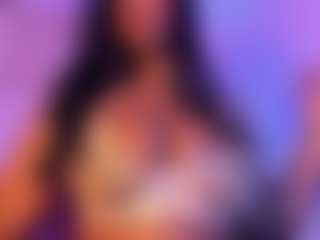 Cinnamoon's Live Sex Cam Show