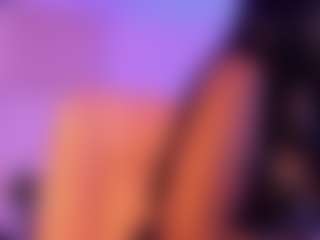 Cinnamoon's Live Sex Cam Show