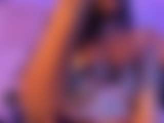 Cinnamoon's Live Sex Cam Show