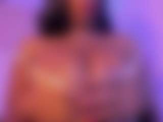 Cinnamoon's Live Sex Cam Show