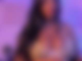 Cinnamoon's Live Sex Cam Show