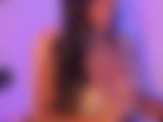 Cinnamoon's Live Sex Cam Show