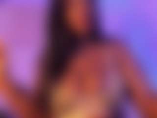 Cinnamoon's Live Sex Cam Show