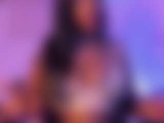 Cinnamoon's Live Sex Cam Show