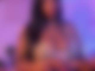 Cinnamoon's Live Sex Cam Show