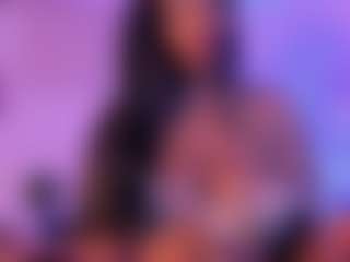 Cinnamoon's Live Sex Cam Show