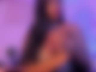 Cinnamoon's Live Sex Cam Show