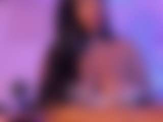Cinnamoon's Live Sex Cam Show
