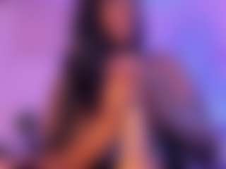 Cinnamoon's Live Sex Cam Show