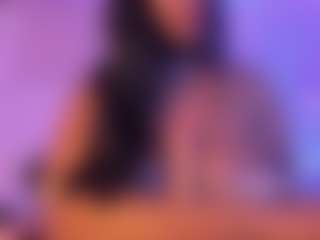 Cinnamoon's Live Sex Cam Show