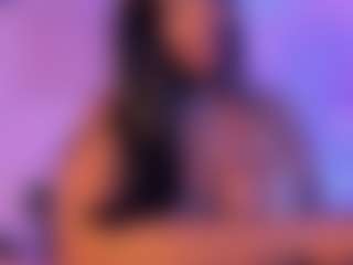 Cinnamoon's Live Sex Cam Show