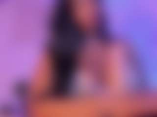 Cinnamoon's Live Sex Cam Show