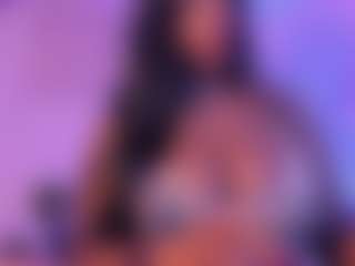 Cinnamoon's Live Sex Cam Show