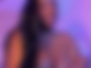 Cinnamoon's Live Sex Cam Show